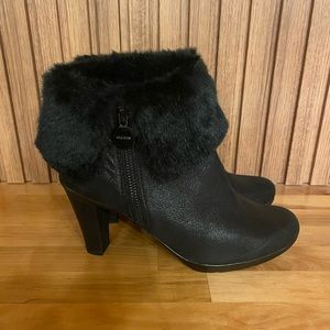 GEOX RESPIRA | Black Ankle Boot with Faux Fur Cuff